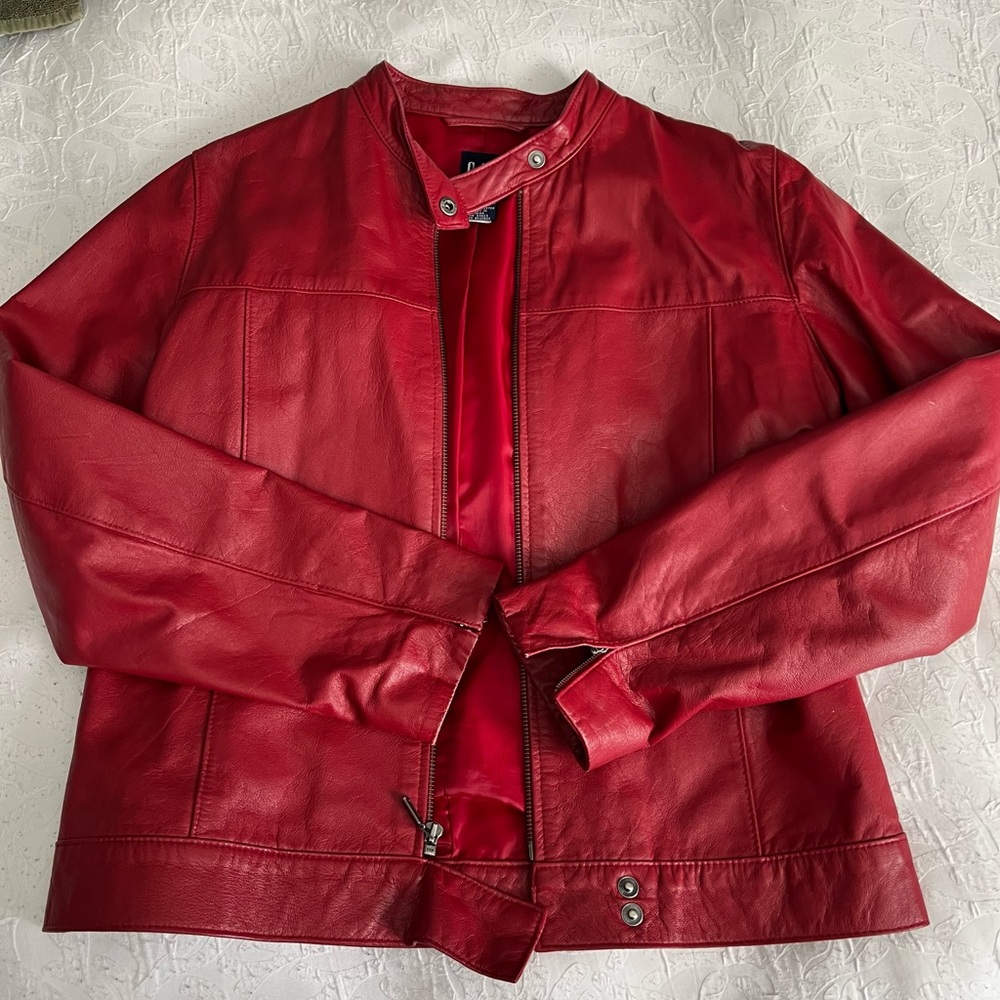Women’s Leather Jacket
